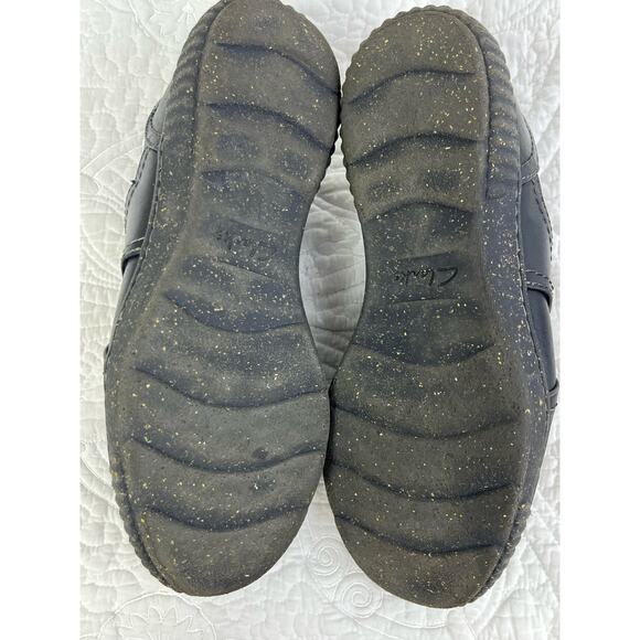 Clarks Collection Women's Size 9.5 Black Pearl Leather Loafer Style 28692 - Picture 3 of 10